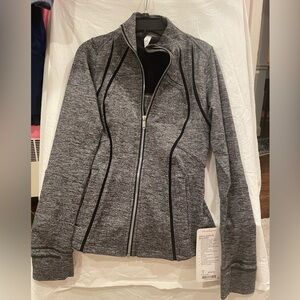 Lululemon Define Jacket SE Wing Mesh size 6